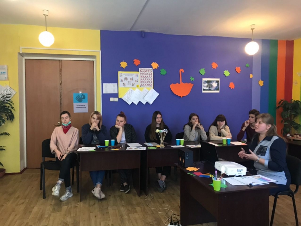 ЛІТЕРАТУРНО-ПСИХОЛОГІЧНА КАВ`ЯРНЯ ЛІТЕРАТУРНО-ПСИХОЛОГІЧНА КАВ`ЯРНЯ