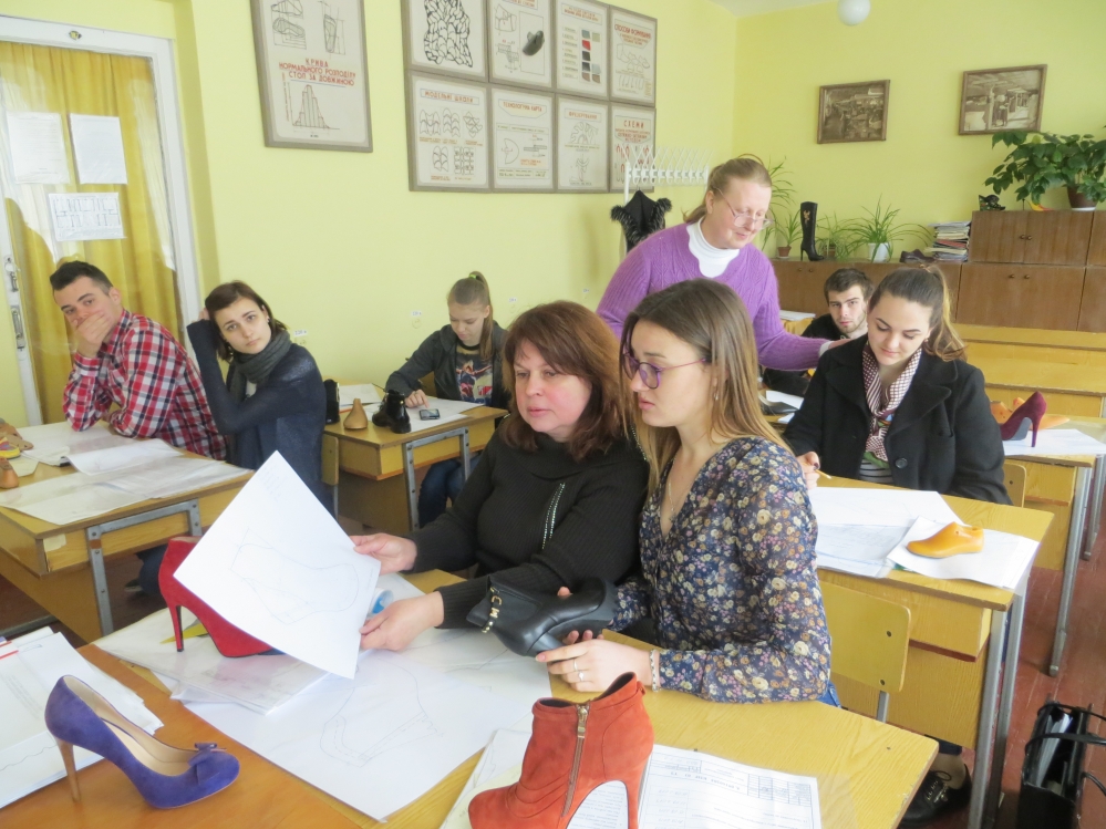 Виробництво та дизайн взуття, шкіргалантерейних і лимарних виробів Виробництво та дизайн взуття, шкіргалантерейних і лимарних виробів